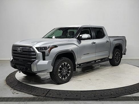 Used 2024 Toyota Tundra Limited AWD/4WD image 3