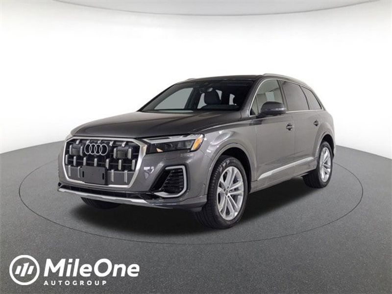 Certified 2025 Audi Q7 3.0T Premium Plus image 1