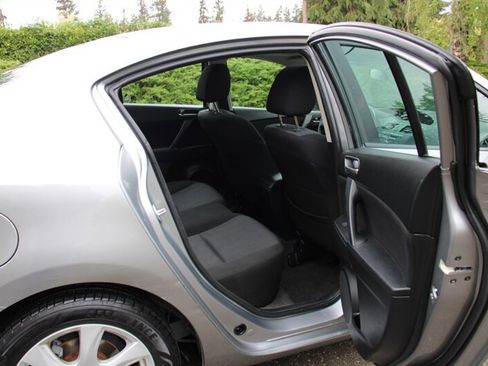 Used 2010 MAZDA MAZDA3 i Touring image 6