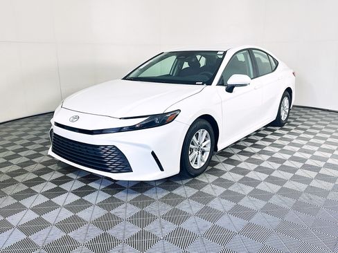Certified 2025 Toyota Camry LE FWD image 7