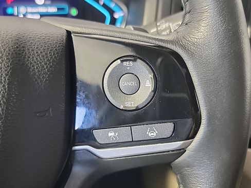 Certified 2022 Honda Odyssey Touring image 28