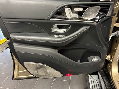 Used 2022 Mercedes-Benz Maybach GLS 600 4MATIC image 10