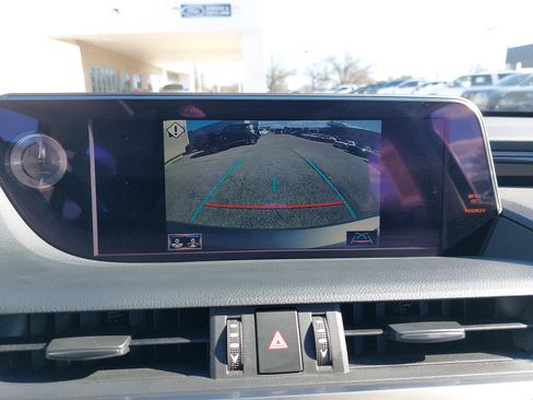 Used 2020 Lexus ES 350 w/ Premium Package image 26