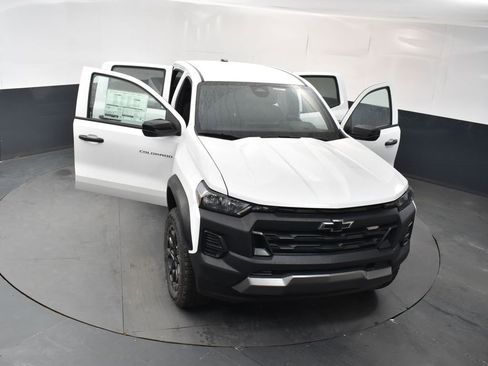 New 2026 Chevrolet Colorado Trail Boss AWD/4WD image 8