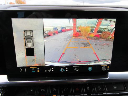 Used 2023 GMC Sierra 1500 Elevation w/ Elevation Premium Package image 39