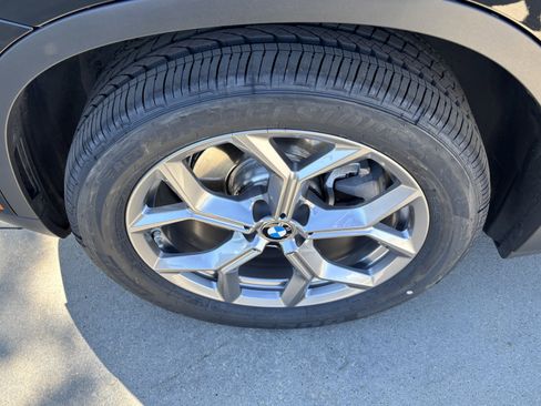 Certified 2025 BMW X4 xDrive30i image 13