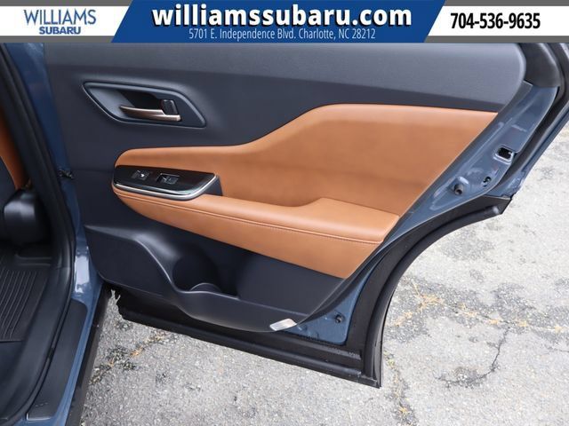 Used 2025 Toyota Crown Signia AWD/4WD image 32
