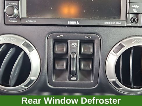 Used 2015 Jeep Wrangler Unlimited Sahara w/ Dual Top Group AWD/4WD image 16
