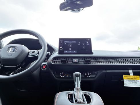Certified 2026 Honda HR-V Sport image 28