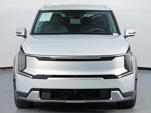 Used 2026 Kia EV9 Land image 51