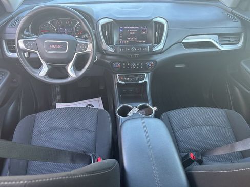 Used 2023 GMC Terrain SLE w/ Driver Convenience Package AWD/4WD image 17