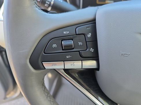 Certified 2024 Cadillac XT6 Premium Luxury w/ LPO, Floor Liner Package AWD/4WD image 17