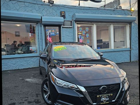 Used 2023 Nissan Sentra SV w/ All-Weather Package image 5