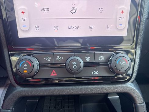 Certified 2025 Ford Ranger Raptor image 17