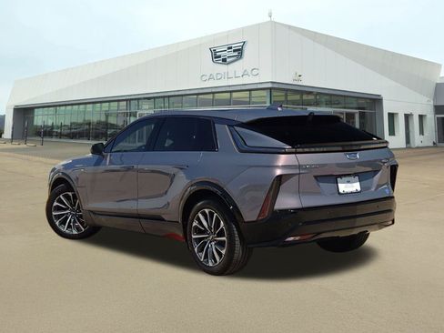 Certified 2024 Cadillac Lyriq Sport RWD image 4