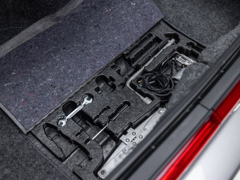 Used 2004 Acura NSX T image 37