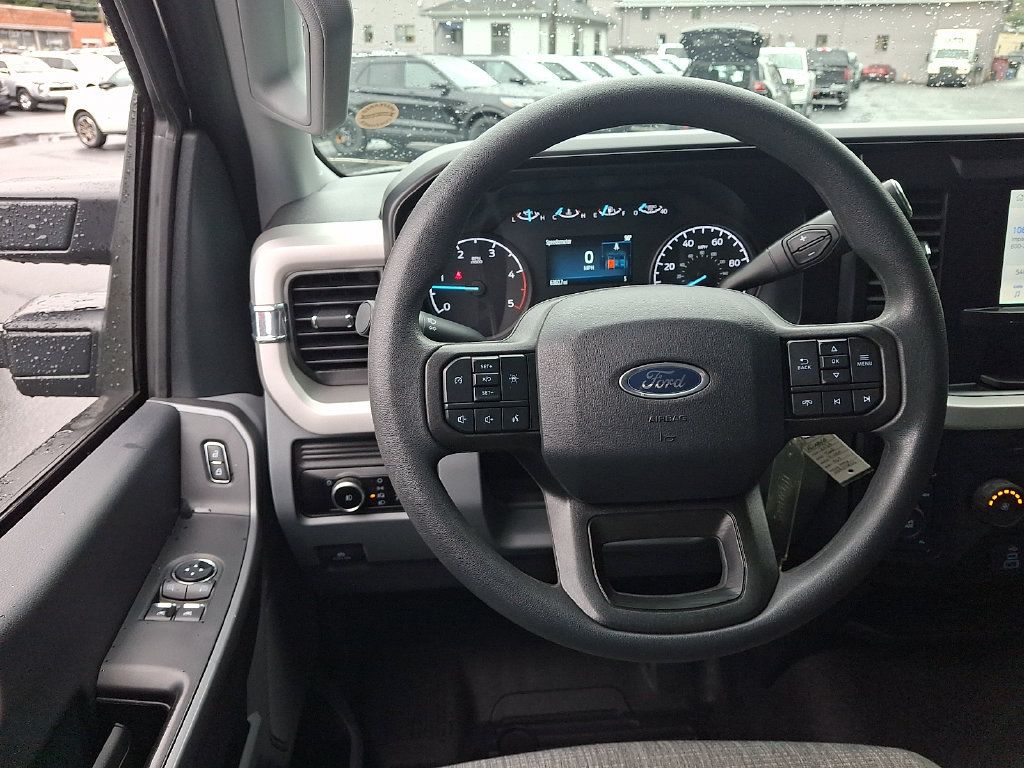 Used 2025 Ford F450 XLT AWD/4WD image 18