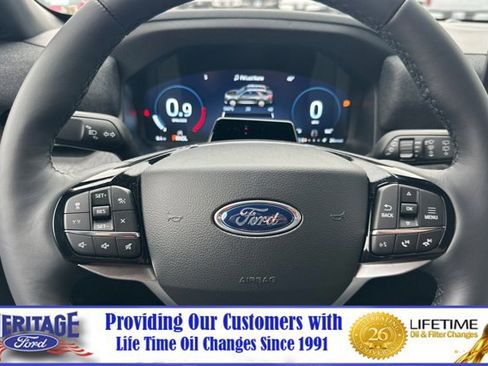 New 2026 Ford Explorer Platinum image 25