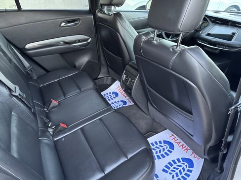 Used 2020 Cadillac XT4 Premium Luxury image 10