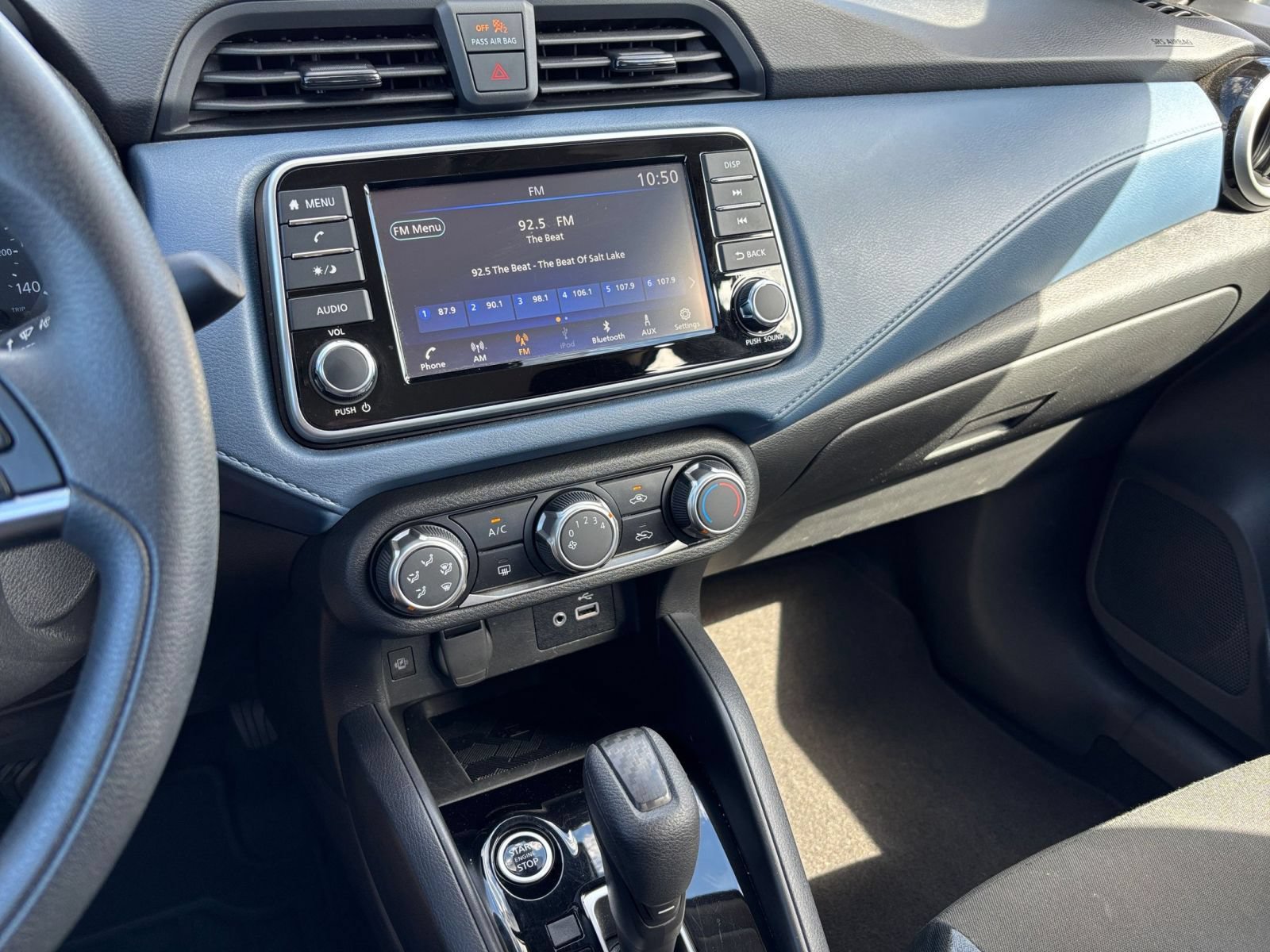 Used 2025 Nissan Versa SV FWD image 16
