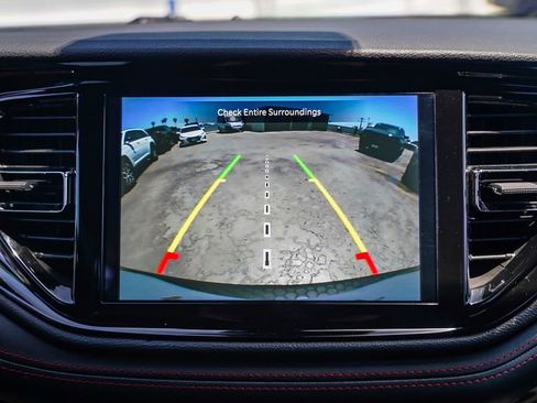 Used 2023 Dodge Durango GT image 25