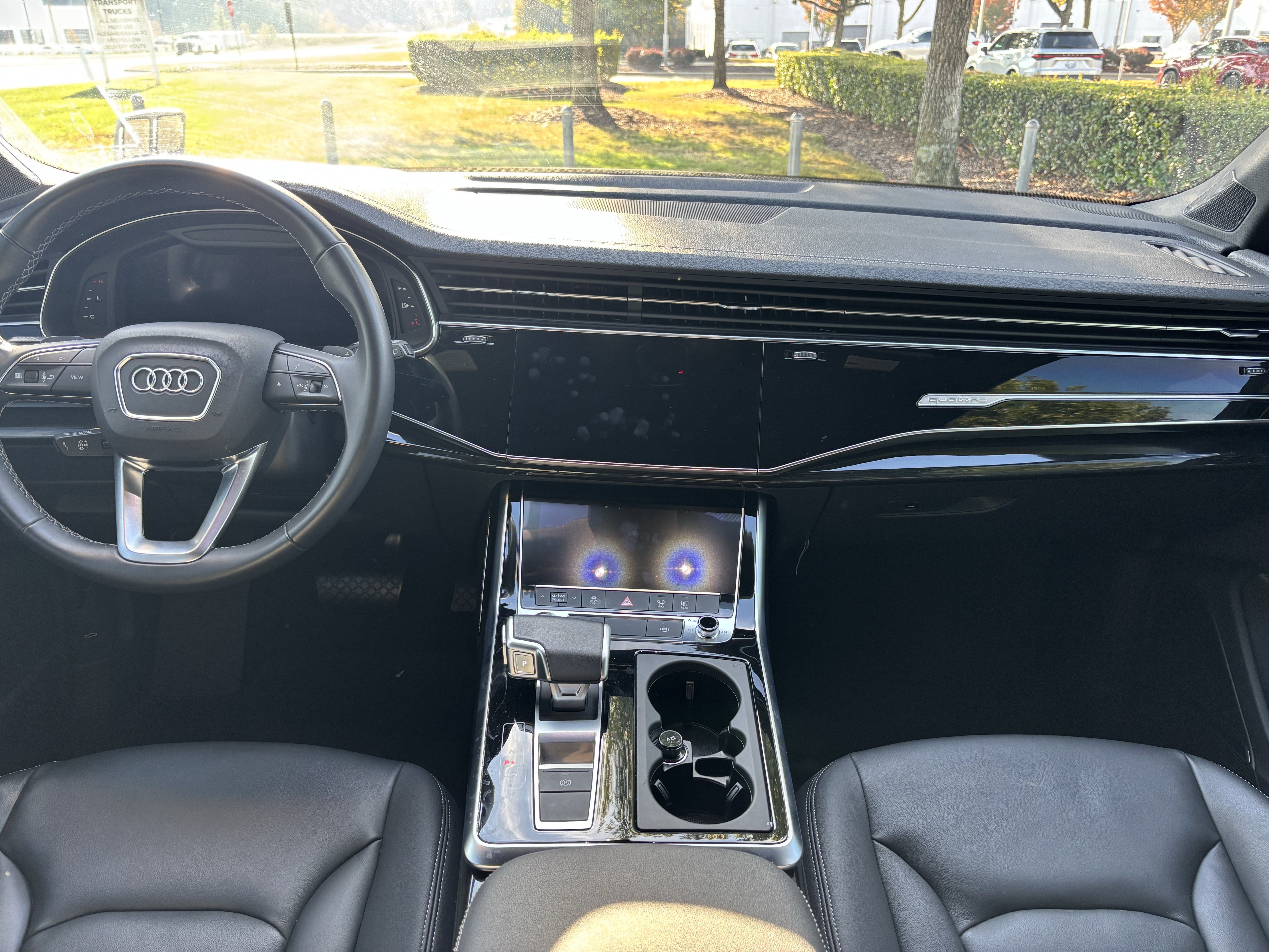 Used 2025 Audi Q7 3.0T Premium Plus w/ Premium Plus Package AWD/4WD image 32