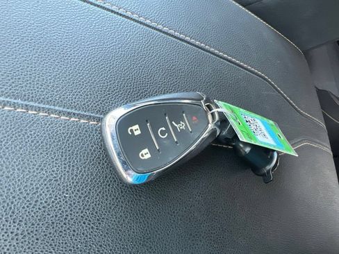 Used 2019 Chevrolet Traverse LT FWD image 27