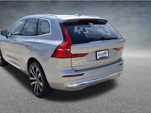 Certified 2023 Volvo XC60 B5 Ultimate w/ Climate Package FWD image 6