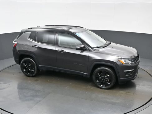 Used 2021 Jeep Compass Latitude AWD/4WD image 40