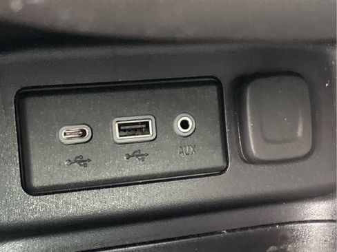 Certified 2024 Chevrolet Equinox RS w/ LPO, Floor Liner Package image 15