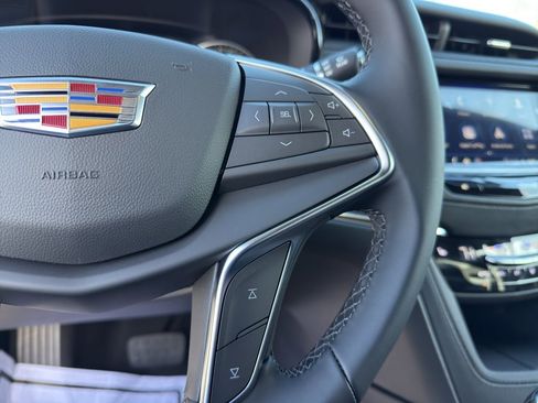 New 2026 Cadillac XT5 Luxury w/ LPO, Bronce Accent Package image 20