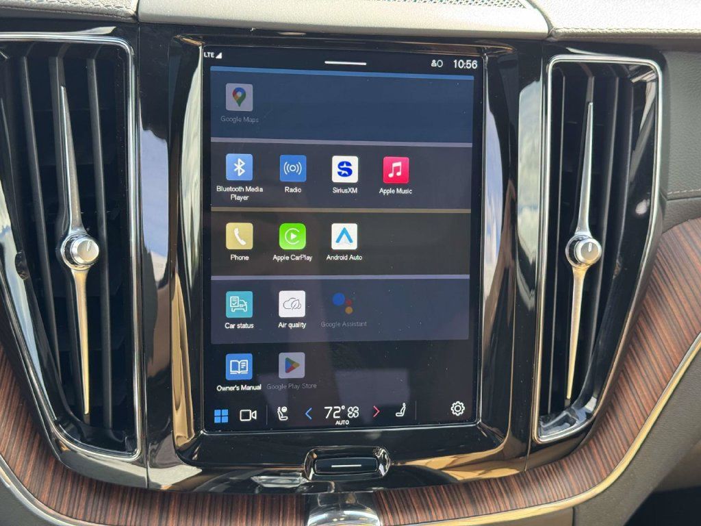 Certified 2024 Volvo XC60 B5 Ultimate AWD/4WD image 24