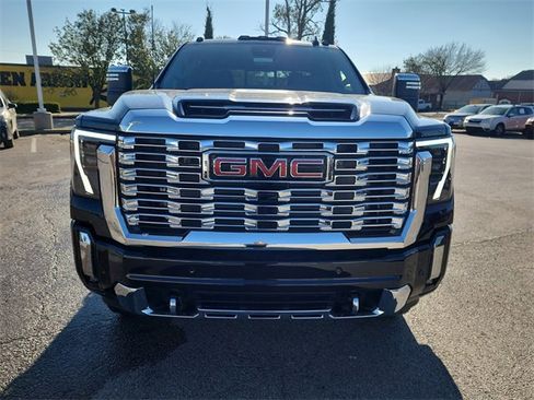 New 2026 GMC Sierra 3500 Denali w/ Denali Reserve Package image 10