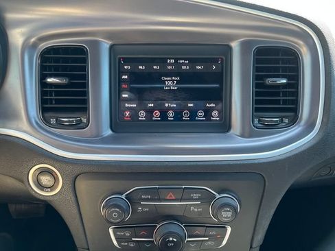Used 2020 Dodge Charger SXT w/ Blacktop Package RWD image 8