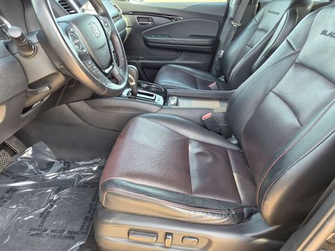 Used 2017 Honda Ridgeline Black Edition image 9