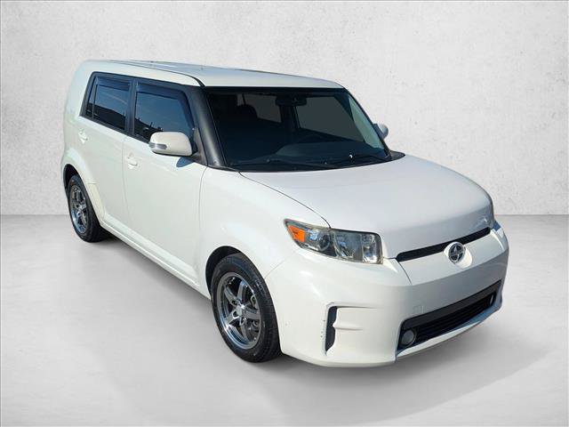 Used 2012 Scion xB FWD image 3