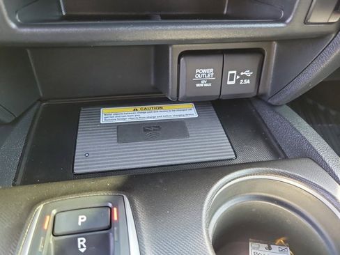 Used 2023 Honda Passport TrailSport image 32