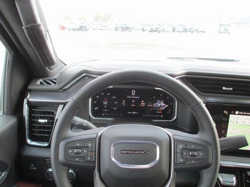 New 2026 GMC Sierra 2500 Denali Ultimate AWD/4WD image 22