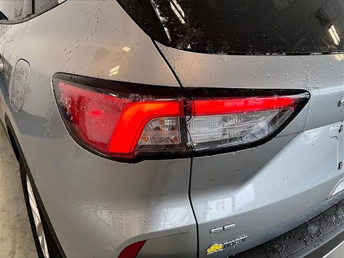 Used 2022 Ford Escape SE w/ Cold Weather Package image 31