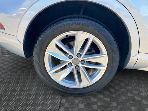 Used 2018 Audi Q3 2.0T Premium w/ Convenience Package AWD/4WD image 35