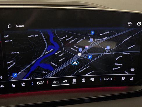 New 2025 Audi Q6 e-tron Premium Plus image 18