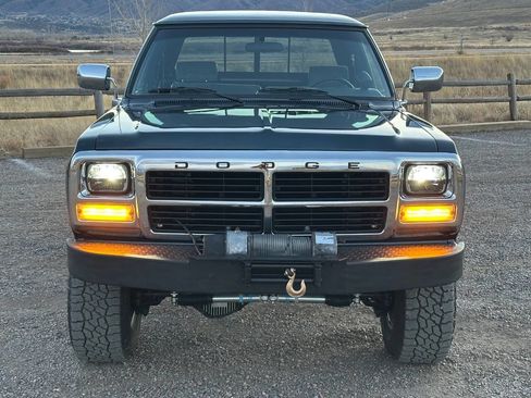 Used 1992 Dodge D/W Truck 250 image 32