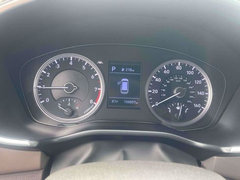 Used 2020 Hyundai Santa Fe SE FWD image 20