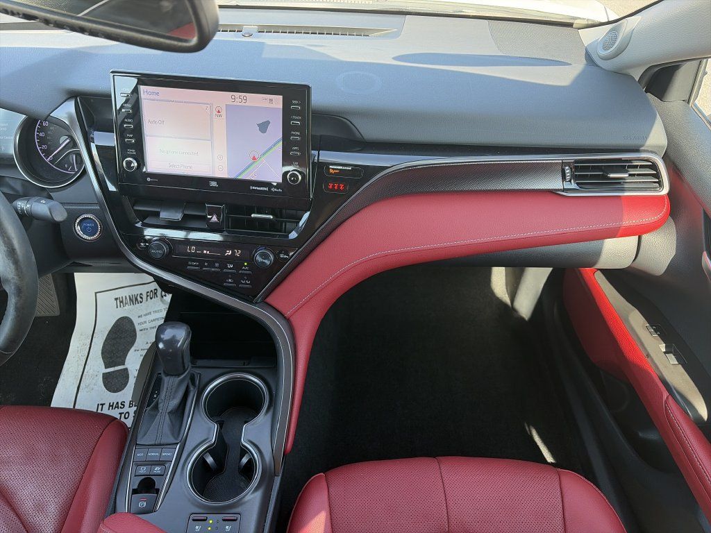Used 2021 Toyota Camry XSE w/ Navigation Upgrade Package FWD image 17