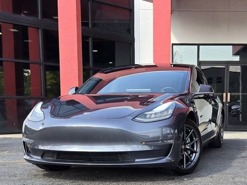 Used 2019 Tesla Model 3 Long Range image 1
