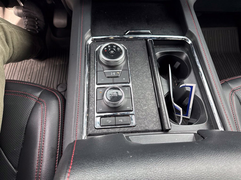 Used 2024 Ford Expedition Max Limited AWD/4WD image 17