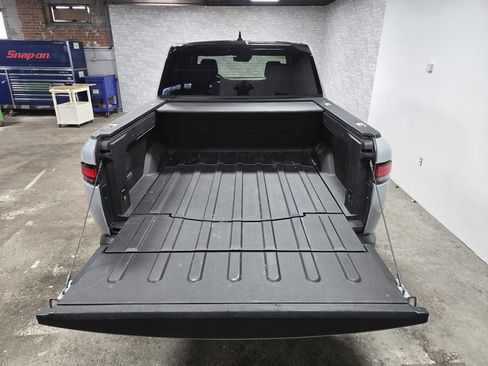 Used 2022 Rivian R1T Adventure image 41