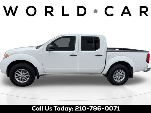 Used 2018 Nissan Frontier SV w/ Value Truck Package image 5