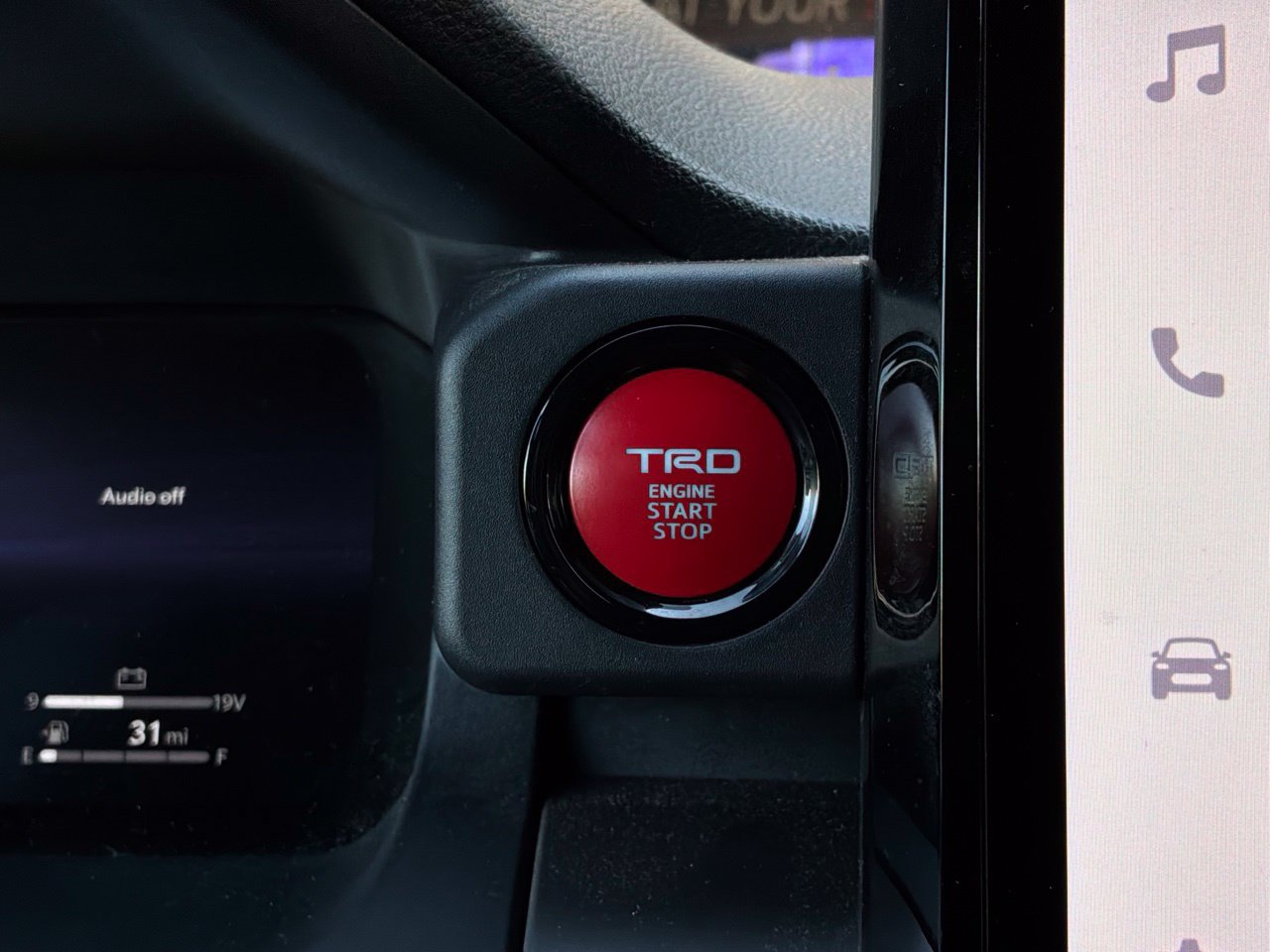 Used 2024 Toyota Tacoma TRD Off-Road w/ TRD Off Road Premium Package AWD/4WD image 45