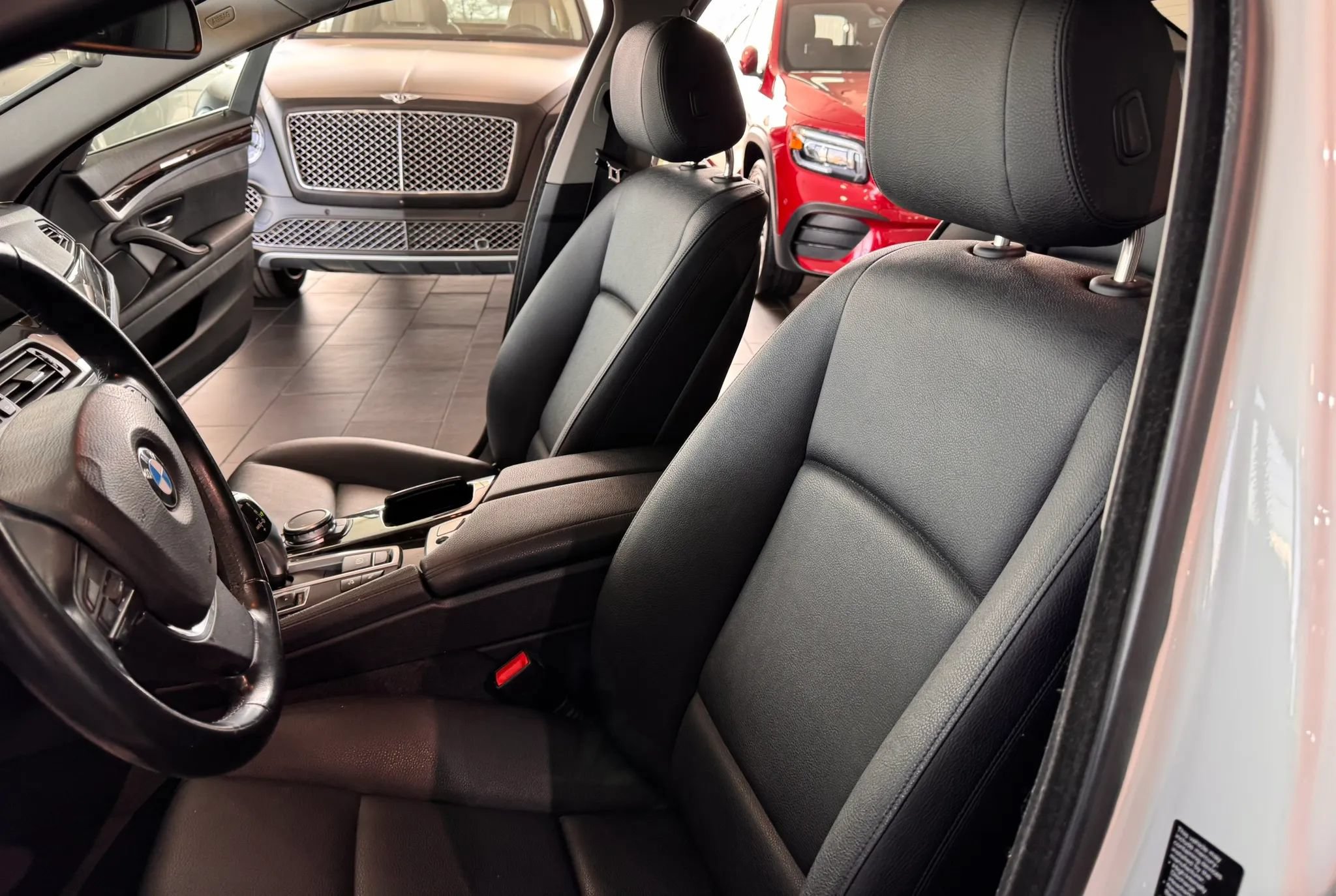 Used 2015 BMW 528i xDrive Sedan AWD/4WD image 10